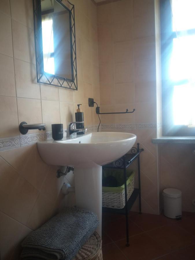 Mosci'S Bed & Beer Bed & Breakfast San Damiano d'Asti ภายนอก รูปภาพ