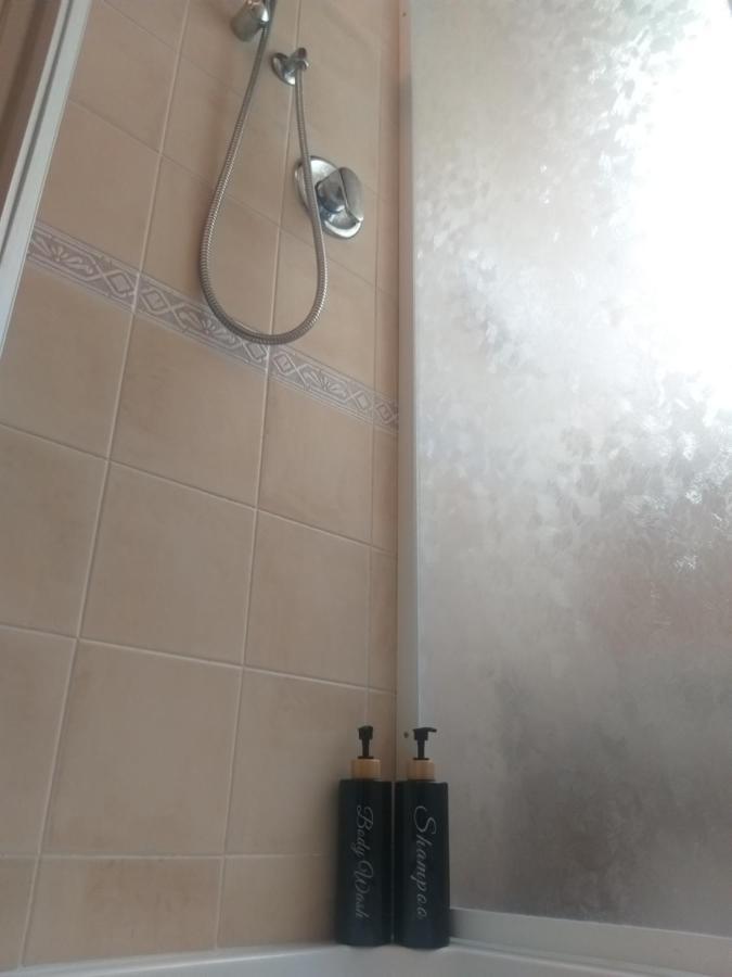 Mosci'S Bed & Beer Bed & Breakfast San Damiano d'Asti ภายนอก รูปภาพ