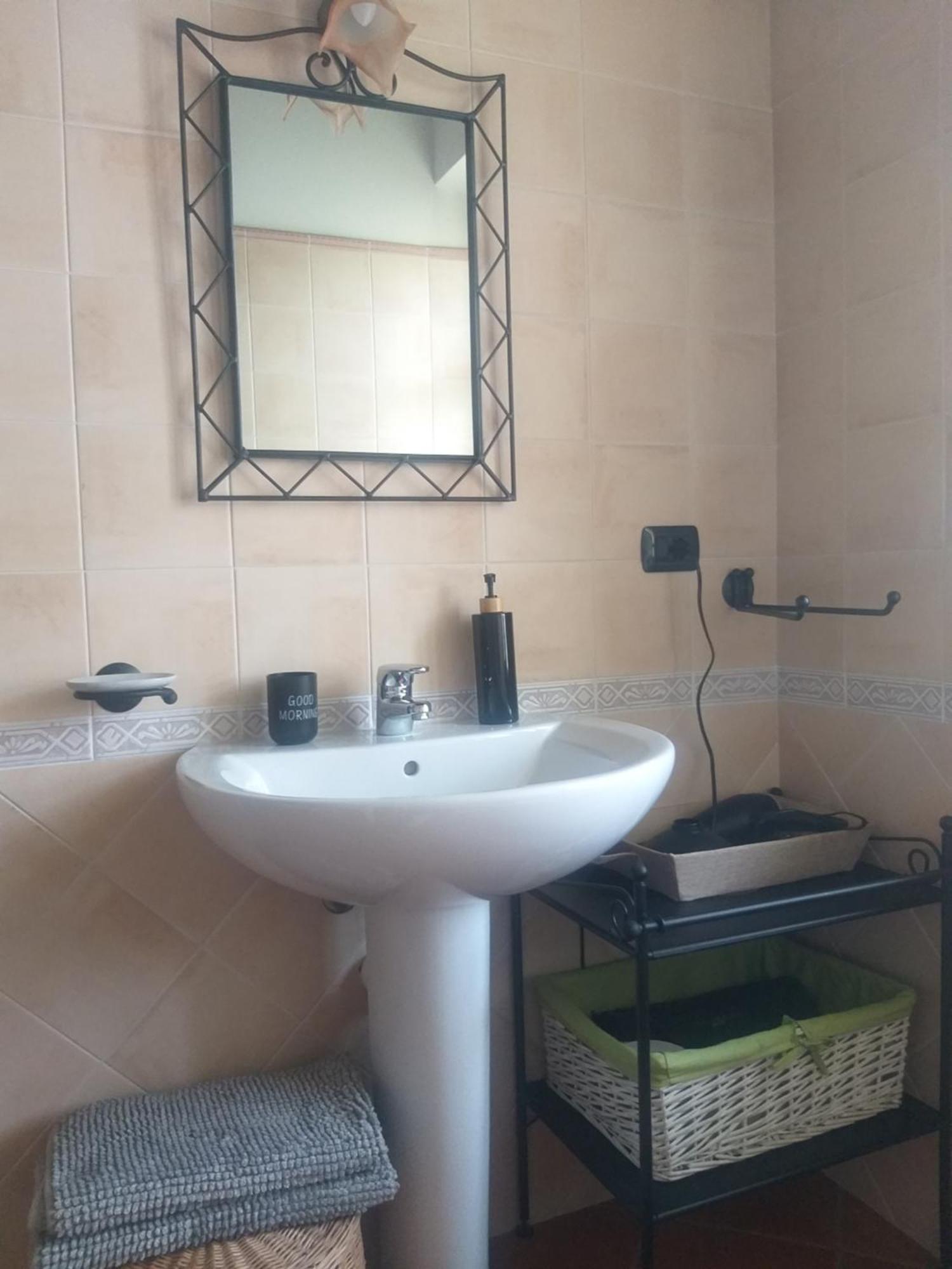 Mosci'S Bed & Beer Bed & Breakfast San Damiano d'Asti ภายนอก รูปภาพ